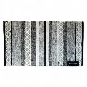 BCBGMaxAzria Home Black White Silver Shimmer Door Mat Rug Textured Woven